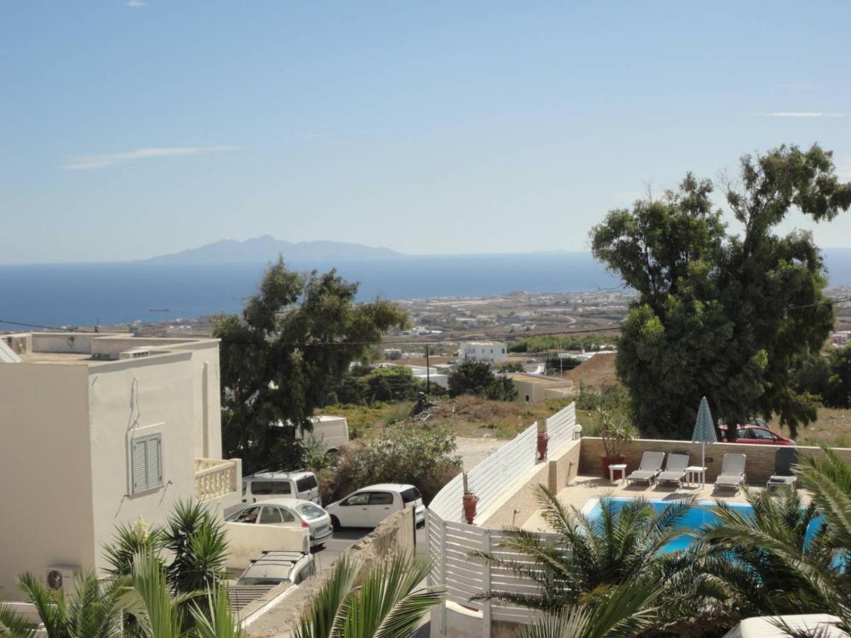 Triena Apartments Fira  Bagian luar foto