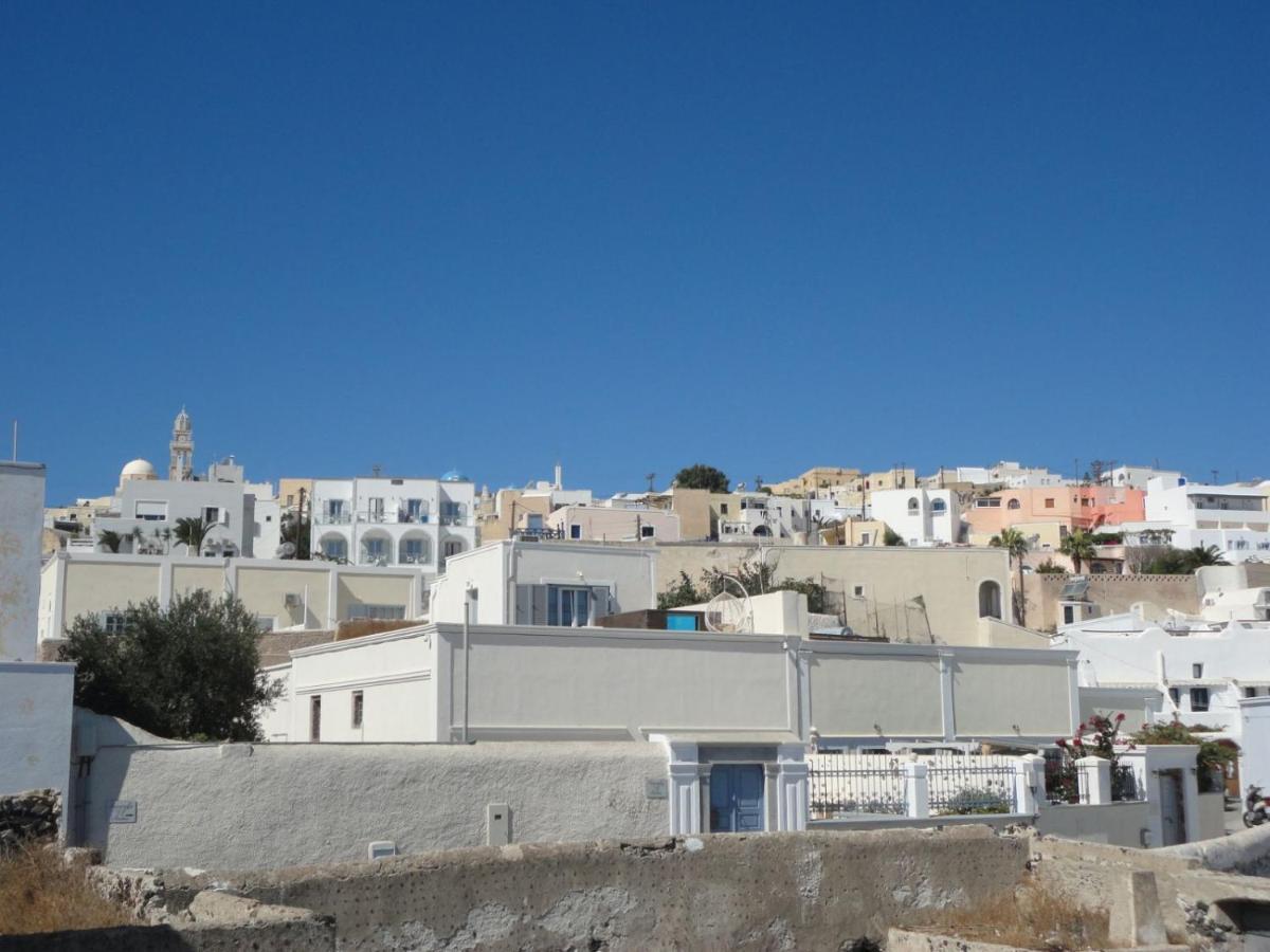 Triena Apartments Fira  Bagian luar foto