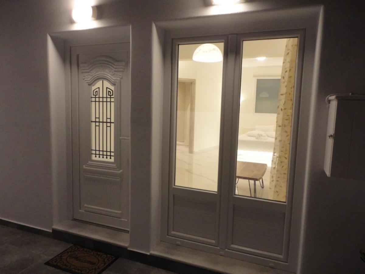 Triena Apartments Fira  Bagian luar foto