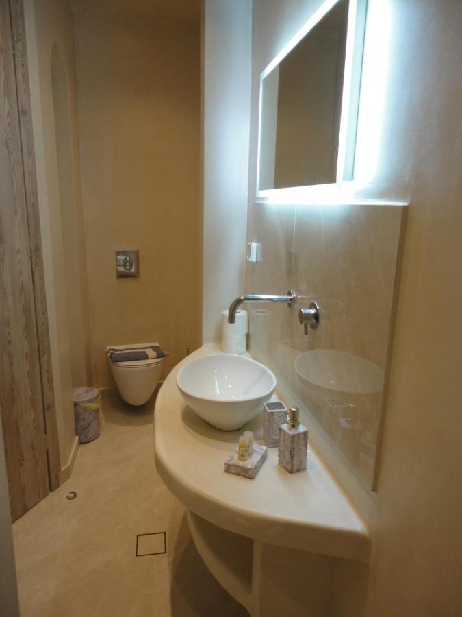 Triena Apartments Fira  Bagian luar foto